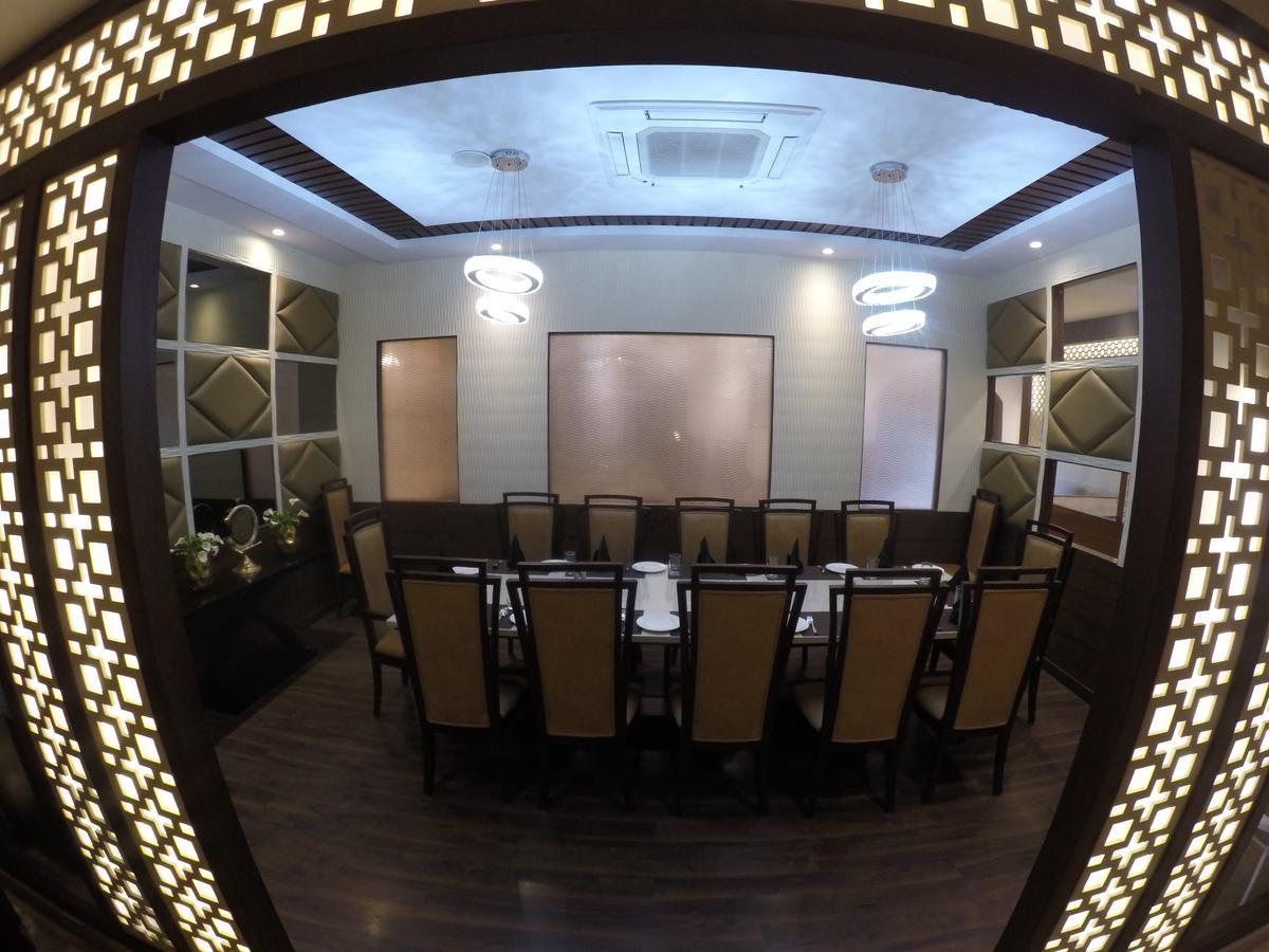 Hotel Imperia Suites Jalandhar Extérieur photo