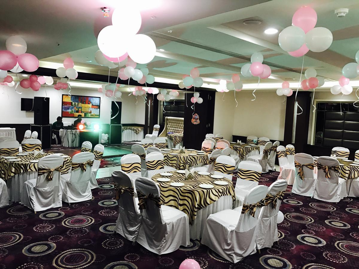 Hotel Imperia Suites Jalandhar Extérieur photo