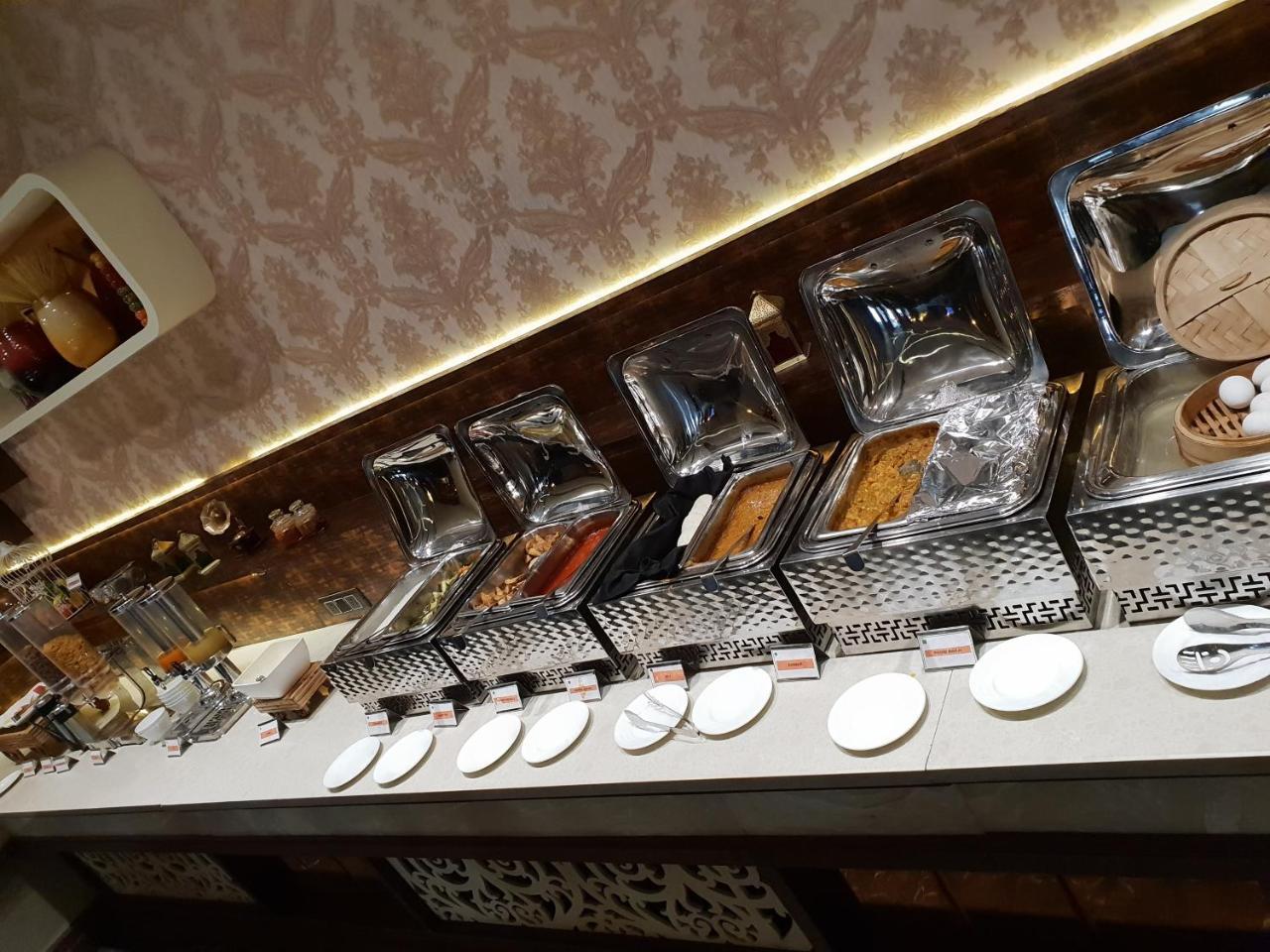Hotel Imperia Suites Jalandhar Extérieur photo